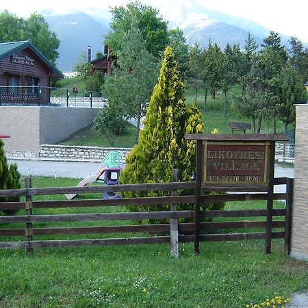 Chalet Likouresi Village Karpenísion Exterior foto